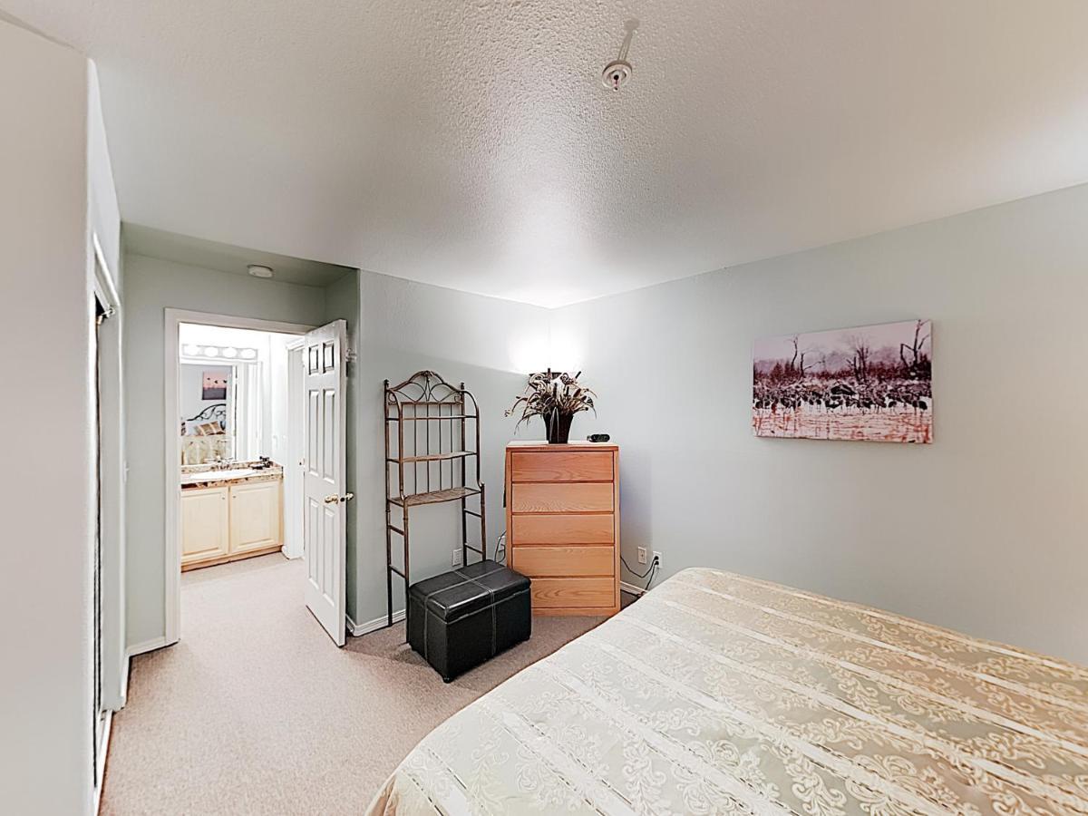 New Listing! Bay-View Beauty With Private Balcony Condo Lincoln City Exterior photo