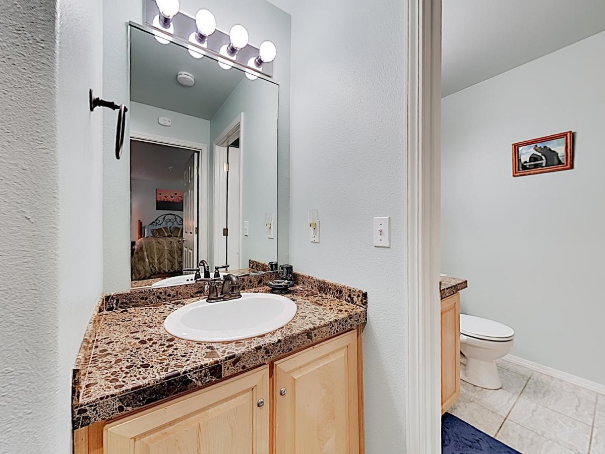 New Listing! Bay-View Beauty With Private Balcony Condo Lincoln City Exterior photo